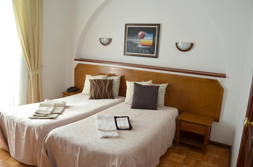 Hotel Residencia Filipe Guarda Pokoj fotografie